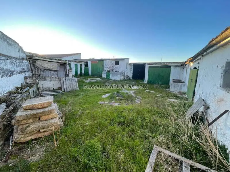 Parcela Urbana en Venta Casar de Caceres 400m2