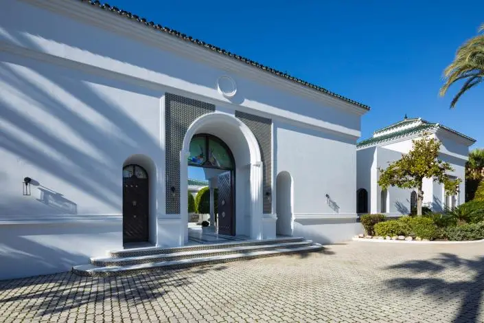 Casa de Lujo en Venta 12 Dormitorios  Andalucia