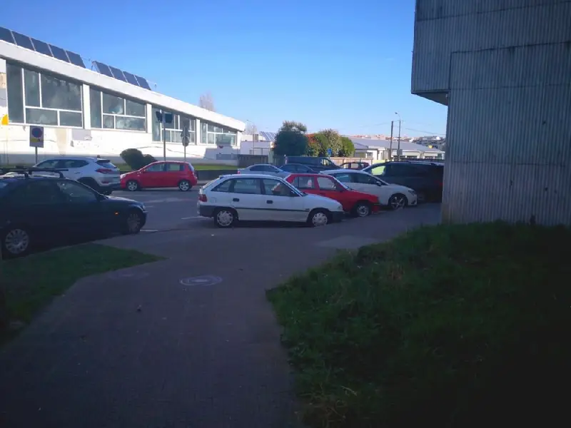 Solar Urbano en Carballo Centro 118m2 Edificable 5 Alturas