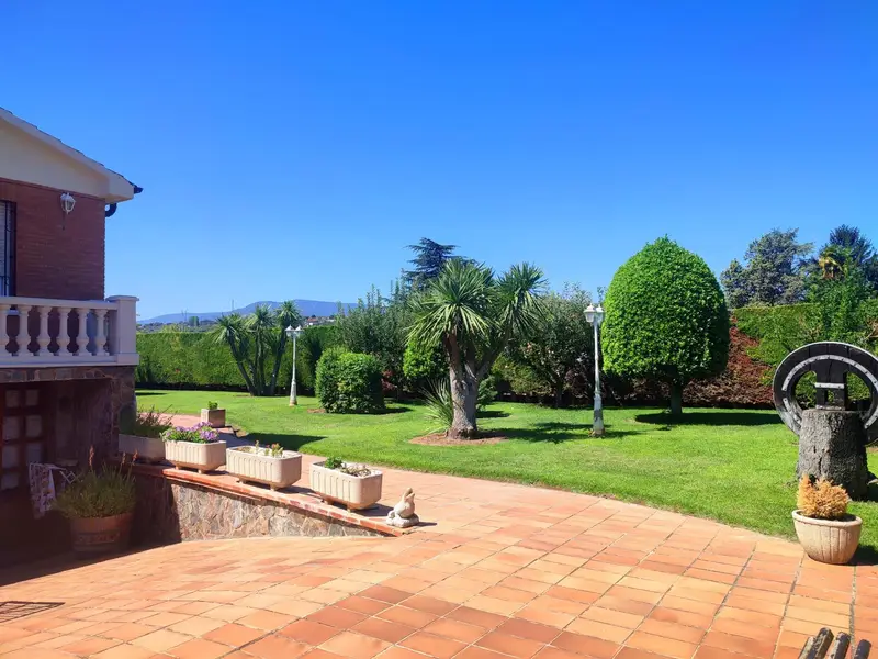 Venta Casa Piscina La Tapiada Albelda de Iregua