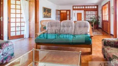 Casa en Venta Tui 416m2 6000m2 Finca Piscina