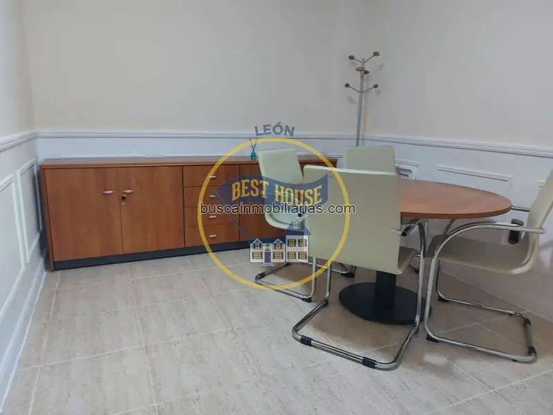Oficina en Venta en León Ordoño II 25m²