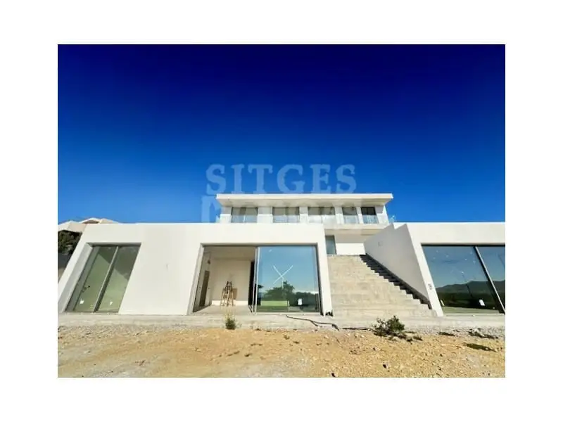 Chalet en Sitges con Vistas al Mar y Piscina