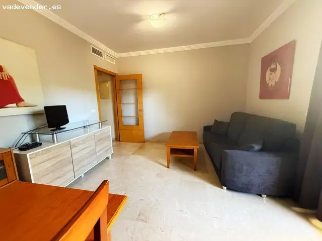 Apartamento Golf Benalmádena Costa: Vistas, Lujo y Tranquilidad
