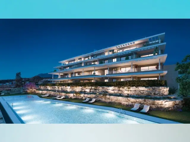 Piso de 2 Dormitorios en venta Estepona, España