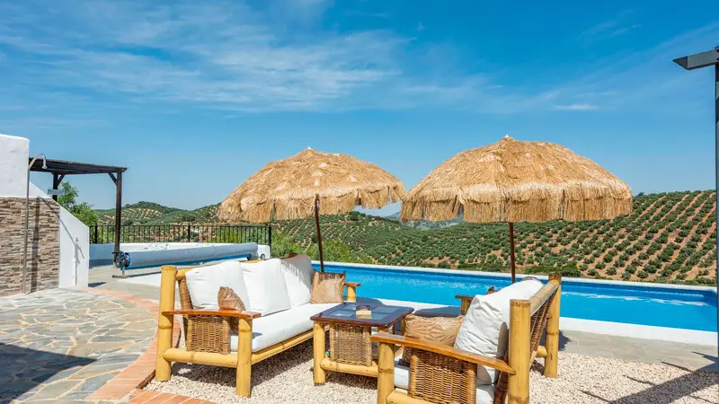 Cortijo Andaluz con Piscina Privada y Jacuzzi