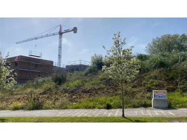 Suelo Urbano Maoño: Vivienda Unifamiliar 350m2