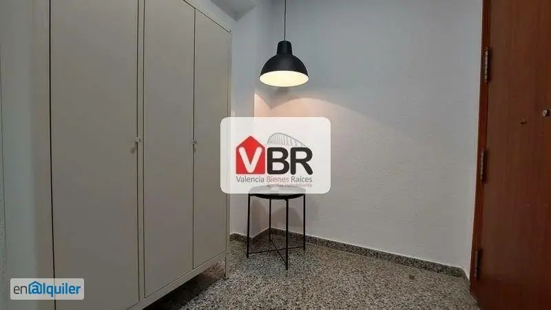 Alquiler piso estudiantes 5 habitaciones Algirós curso 2025 2026
