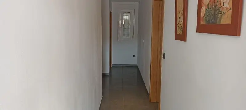 Venta Casa con Patio en Berja - 4 Dormitorios, Garaje y Terraza