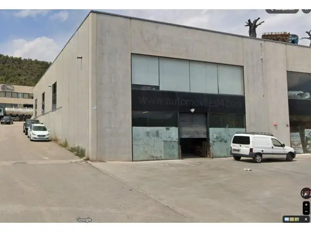 Nave Industrial en Castellgalí 450m2 A Pie de Carretera
