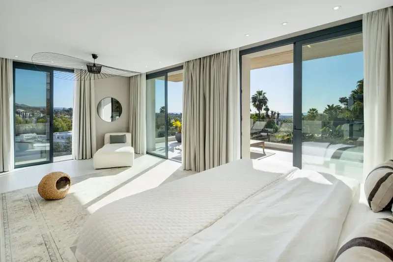 Villa de Lujo en Venta en La Cerquilla Marbella