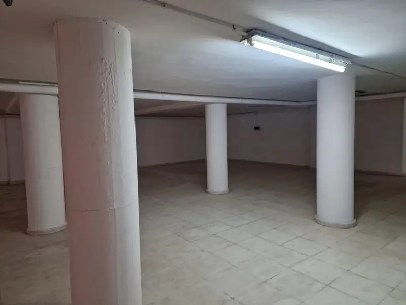 Local Comercial en Playa del Cura Torrevieja 525m2