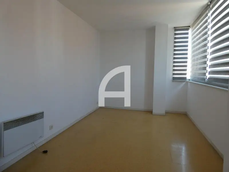 Piso en Alquiler Sabadell Gracia 1 Dormitorio Cerca de Tren