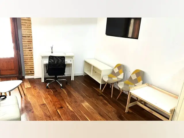 Estudio amueblado centro Valencia ideal parejas