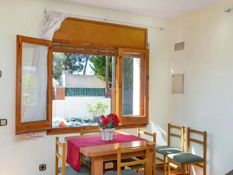 Casa Villa 3 Dormitorios Alquiler Calonge Espaa