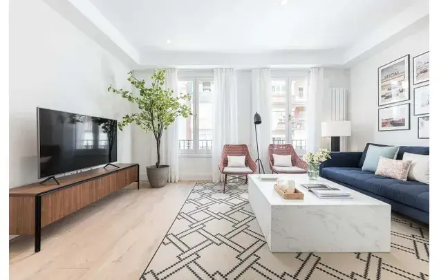 Apartamento 2 Dormitorios Madrid Centro