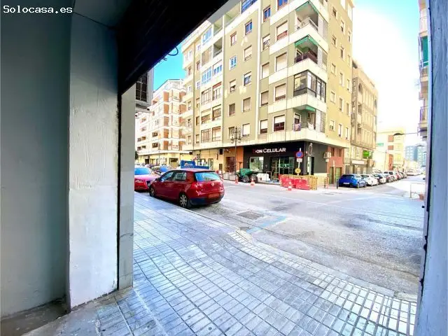 Local Comercial en Orihuela Avenida Principal