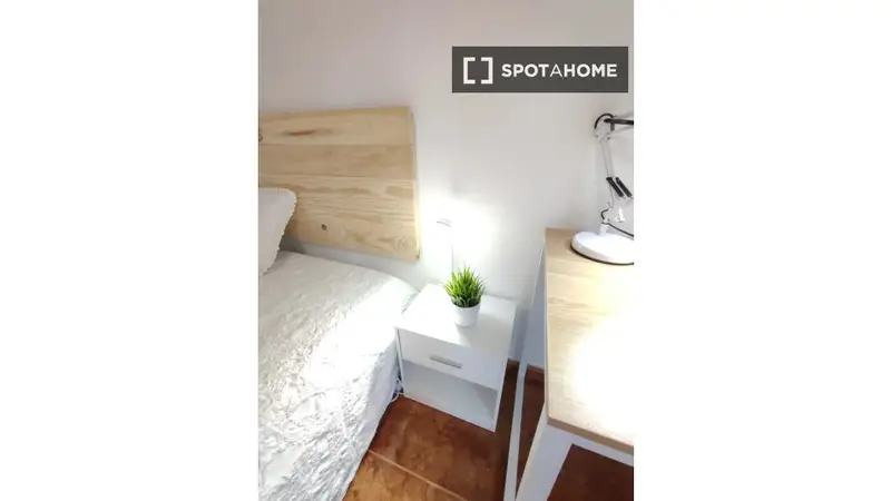 Habitación en piso compartido en Valladolid