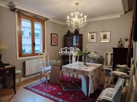 Piso 4 Dormitorios Vigo Reformado Excelente Ubicacion