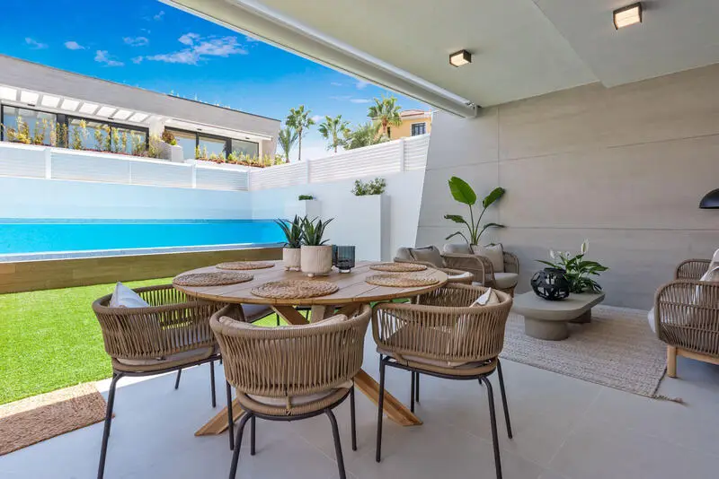 Adosado 5 Dormitorios Puerto Banus Lujo Playa Piscina Jacuzzi