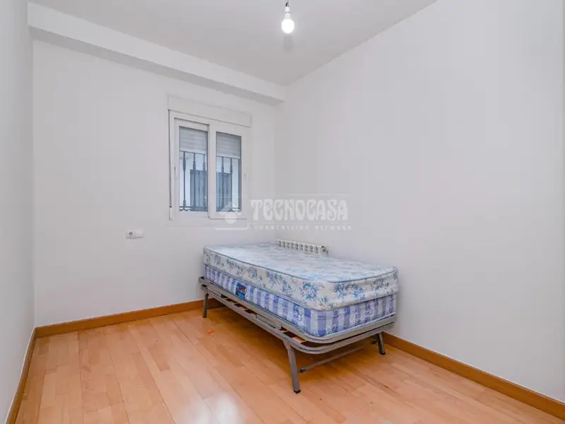 Piso en Venta Loja Centro Reformado 2 Dormitorios Garaje