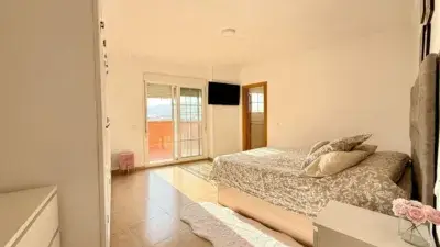 Atico en Venta en El Parador 3 Dormitorios Garaje Doble Terraza