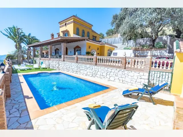 Casa Villa 3 Dormitorios Alquiler Mijas España