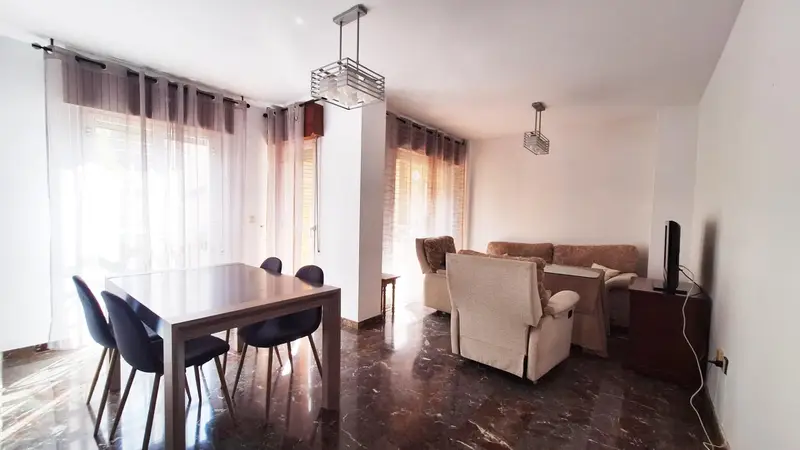 Venta Piso Amueblado Vista Alegre Cordoba 4 Habitaciones Garaje Trastero
