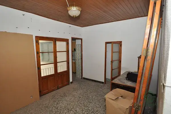 Piso de 3 Plantas en Villena cerca del Centro