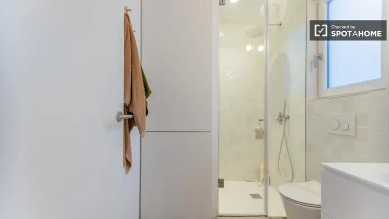 Piso de 2 dormitorios en alquiler en Valencia, Valencia