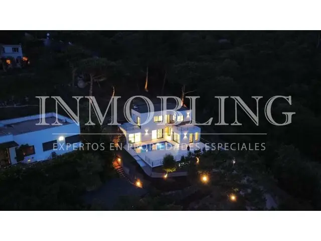 Casa en Cabrils con Piscina y Vistas al Mar
