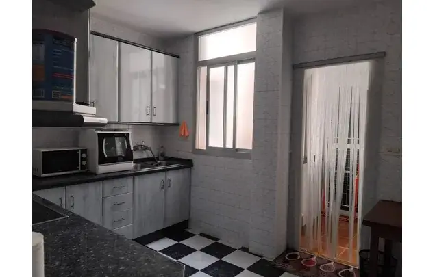 Alquiler Apartamento 3 Dormitorios 125m2 Motril