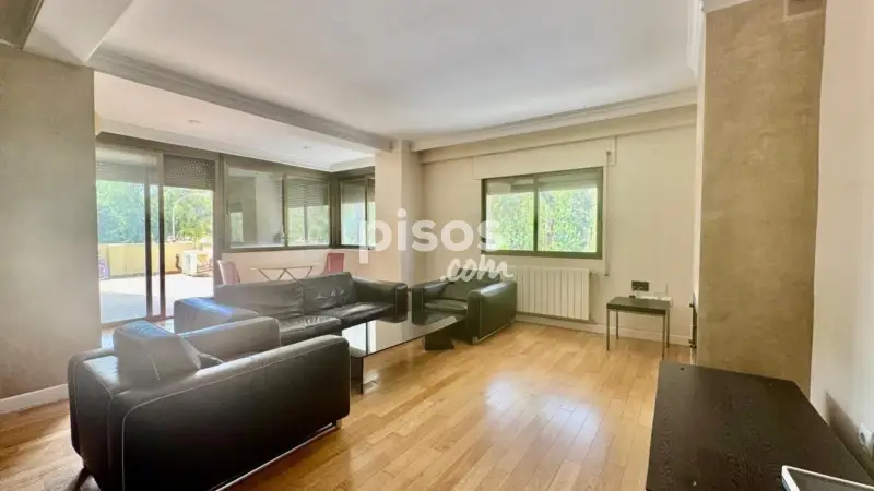 Piso en venta en El Bosque