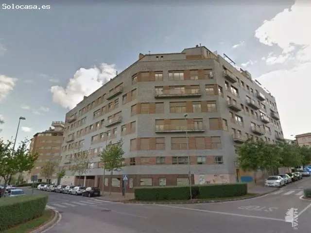 Garaje amplio en Cáceres - Venta