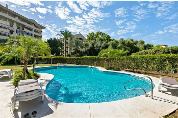 Apartamento 2 Dormitorios Golf Moderno Amplio Terraza