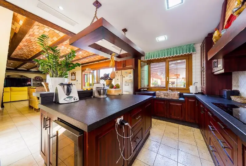Casa en Venta en Almoradi con Piscina y Jacuzzi