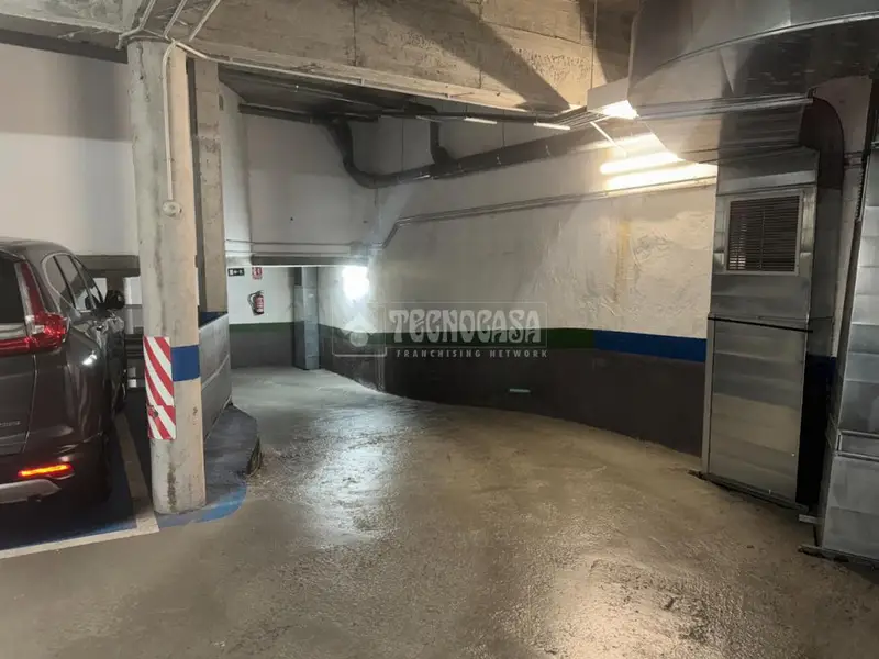 Box/plaza de garaje en venta en Chamartín