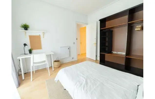Alquiler piso Zorrozaurre 5 personas Habitaciones amplias Cerca UPV