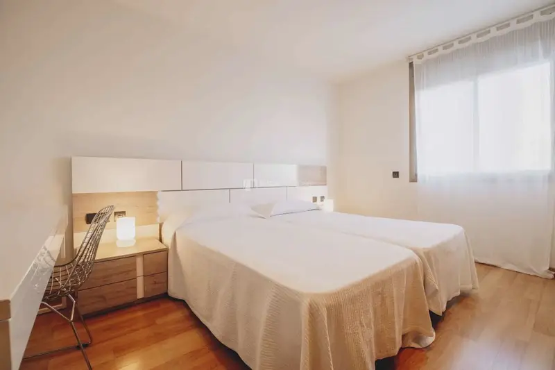 Apartamento de Lujo en Ibiza con Jacuzzi y Vistas al Mar