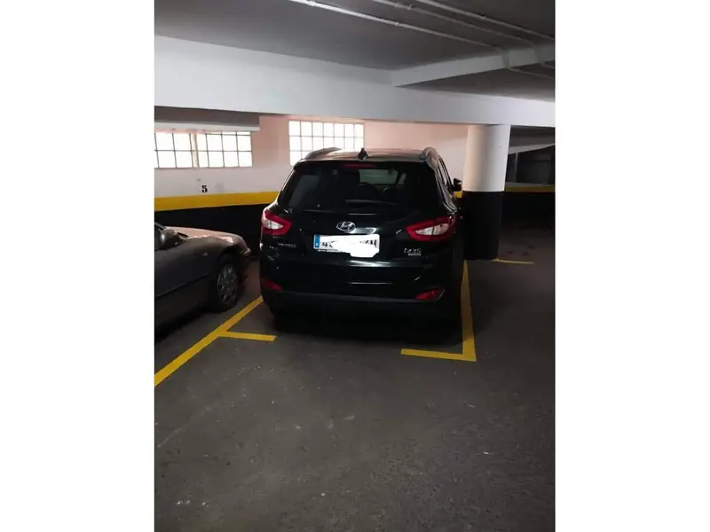 Garaje en Alquiler Argüelles Madrid 3 Plazas Cerca M30