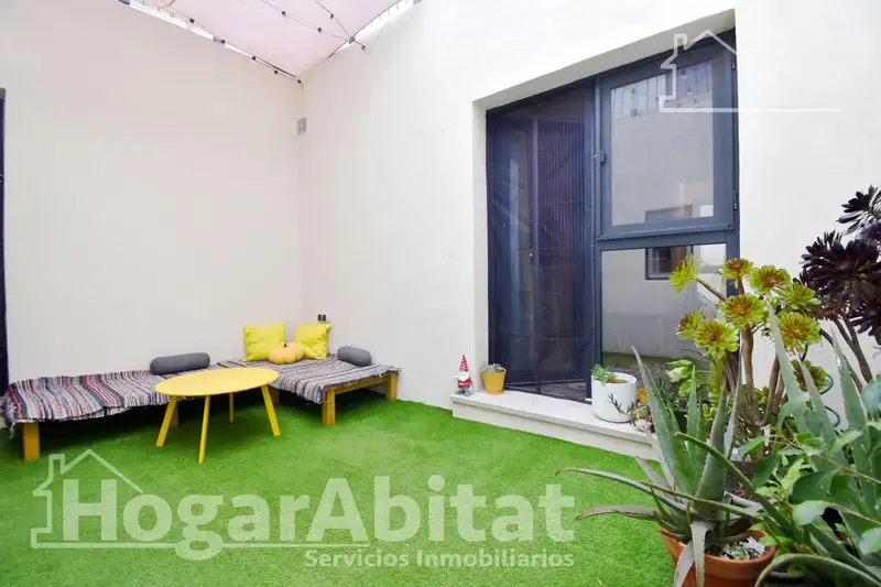 Casa Reformada en Moncofa con Dos Terrazas