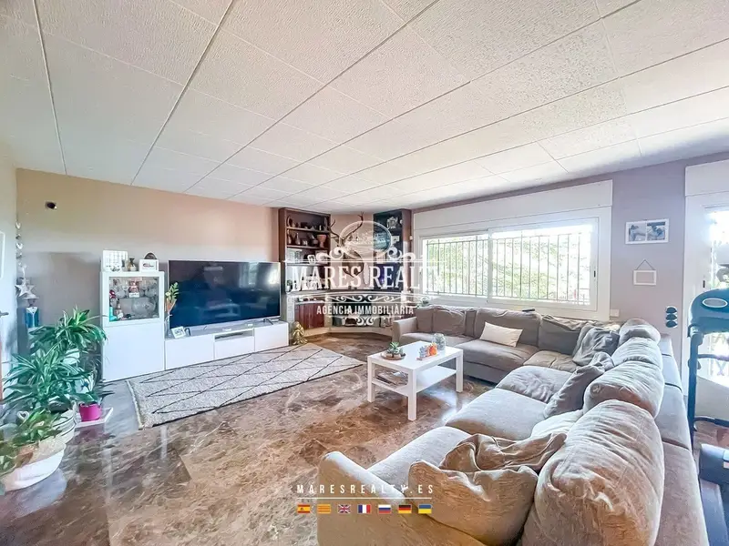 Chalet en Venta en Can Viladrell  6 Habitaciones 3 Baños Jardin Piscina