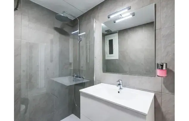 Apartamento 4 Dormitorios Barcelona Cerca Sagrada Familia