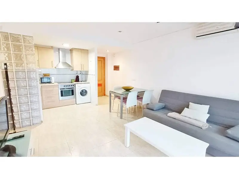 Apartamento en Peñiscola con Vistas al Mar y Piscina