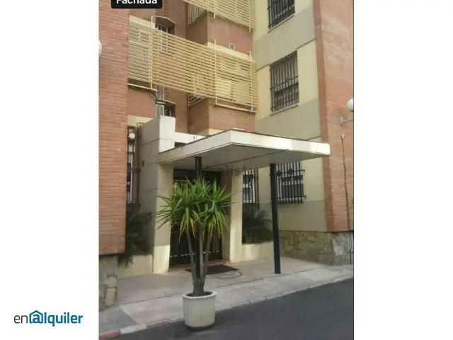 Alquiler Piso Amueblado Sevilla Capital 4+1 habitaciones Garaje Estudiantes
