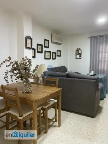 Se alquila piso en lebrija - molino de viento