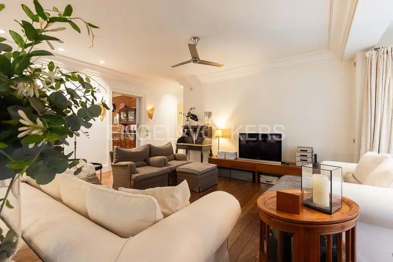 Apartamento en Castellón Centro: 3 Dormitorios, 2 Baños, Diseño Moderno