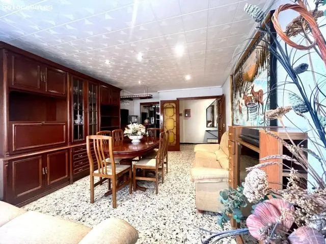 Gran Piso Amueblado en Plaza Madrid Elche 110m2 4 Dorm 2 Baños