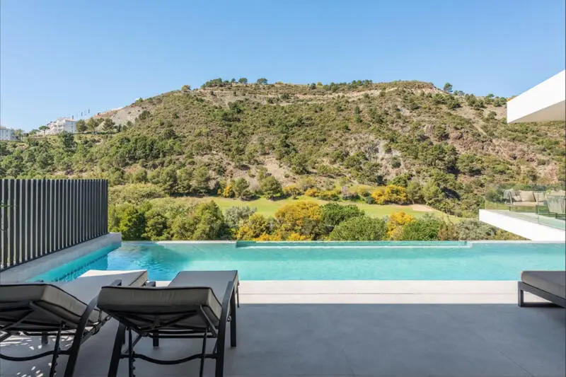 Villa de Lujo en Lomas de La Quinta con Vistas Panorámicas