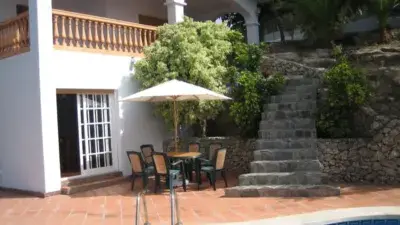 Chalet en alquiler en Frigiliana